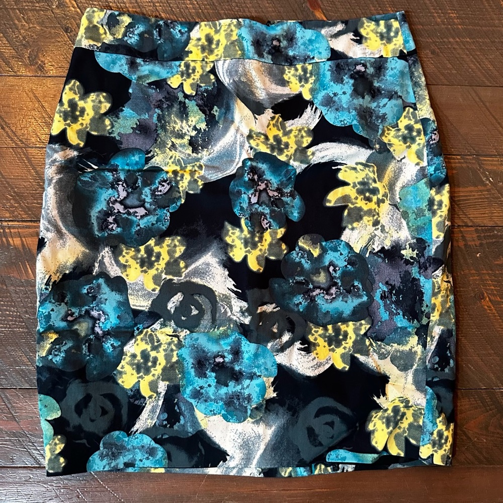 Ann Taylor Blue and Yellow Floral Pencil Skirt